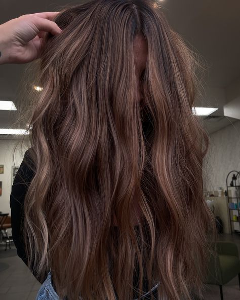 Soft dimensional mocha brunette, giving off those perfect cozy fall vibes☕️🤎🍂 Length like this doesn’t happen overnight, neither did this color! Six hours later we had these beautiful rich mocha tones and soft dimension. Long hair and thick hair needs extra love, so I took my time making sure that it was healthy, shiny and perfect to turn heads this fall season🥰🍂 • • • #UpstateNYStylist #NYHair #BrunetteGoals #MochaBrunette #FallHairVibes #HairInspo. #LivedInColor #HairTransformation #Healt... Lived In Brunette, Dimensional Brunette, Cozy Fall Vibes, Pretty Hair, Brunette Hair, Hair Transformation, Thick Hair, Cozy Fall, Fall Hair