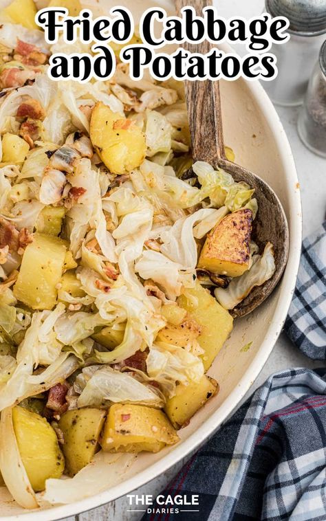 Fried Cabbage And Potatoes, Cabbage Recipes Southern, Fried Cabbage Recipes, Southern Fried Cabbage, Bacon Fried Cabbage, Classic Southern Recipes, Cabbage And Potatoes, Gluten Free Main Dishes, Cabbage And Bacon