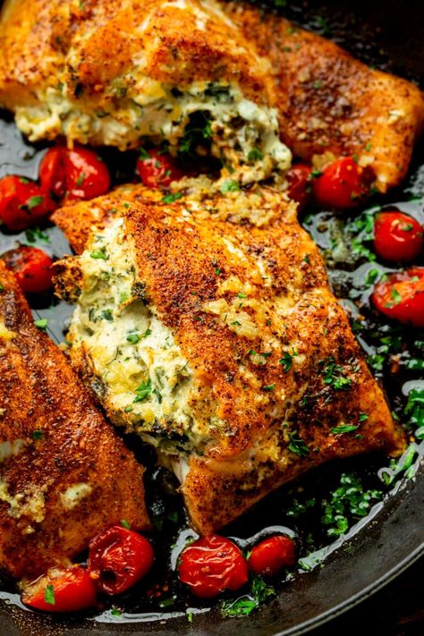 Salmon Stuffed, Artichoke Salmon, Spinach Stuffed Salmon, Salmon And Artichoke, Stuffed Salmon Recipes, Stuffed Salmon, Spinach Artichoke Stuffed Salmon, Salmon Artichoke, Spinach Feta Stuffed Salmon