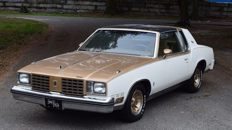 1979 Oldsmobile Hurst/Olds presented as Lot G145 at Kissimmee, FL Hurst Oldsmobile, Oldsmobile 442, Cars Muscle, New Roads, New Motorcycles, Automotive Photography, Mecum Auction, Car Stuff, Classic Cars Muscle