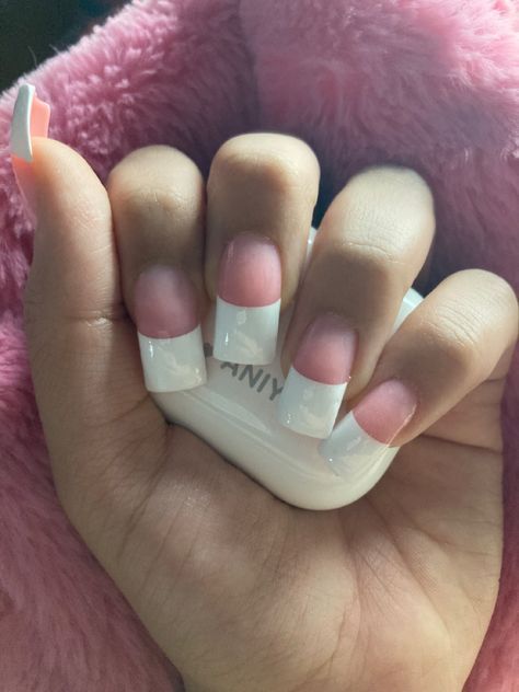 French Tip 2000s Nails, Early 2000s Acrylic Nails, Early 2000s French Tip Nails, 2000s Mcbling Nails, Kawaii French Tip Nails, 2000s Pedicure, Emo French Tip Nails, Y2k 2000s Nails, 2000 French Tip Nails