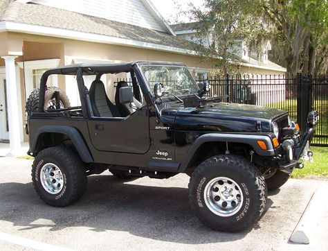 1997 Jeep Wrangler - Pictures - CarGurus Cj Jeep Ideas, 1997 Jeep Wrangler, Jeep Things, Mahindra Thar, Classic Jeeps, Jeep Cj7, Lifted Jeep, Dream Cars Jeep, Custom Jeep