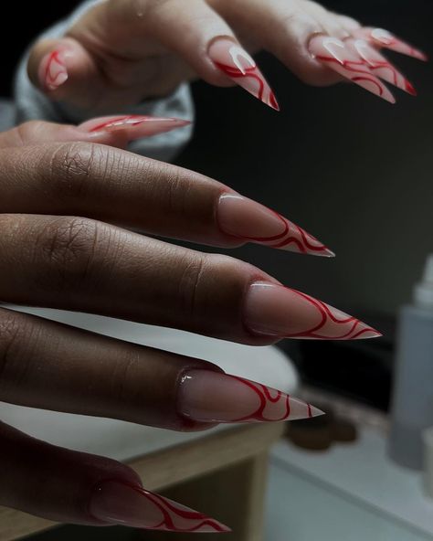 𝙽𝙰𝙸𝙻𝚃𝙾𝚁𝙸𝙾𝚄𝚂 on Instagram: “shape 🔪” Simple Stiletto Nails, Red Stiletto Nails, Acrylic Nails Stiletto, Stilleto Nails Designs, Stiletto Nails Short, Nails Styles, Maquillage On Fleek, Witch Nails, Long Stiletto Nails