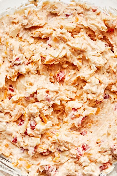 A little savory and a little sweet with miles of cheesy goodness, our best pimento cheese recipe is an immediate classic. Grab some crackers and get the party started! Best Pimento Cheese Recipe, Best Pimento Cheese, Queso Fundido Recipe, Fundido Recipe, Pimento Cheese Recipe, Pimento Cheese Dip, Homemade Pimento Cheese, Pimento Cheese Sandwiches, Pimento Cheese Spread