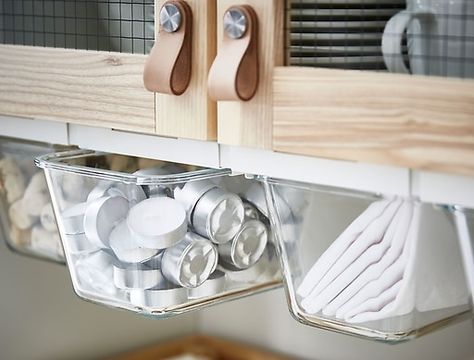 IKEA 365+ food container with under shelf holder Dapur Ikea, Ikea Kitchen Storage, Kitchen Ikea, Camper Hacks, Ikea 365, Diy Kitchen Storage, Rv Hacks, Classic Kitchen, Ikea Kitchen