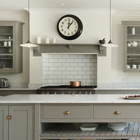 One of @devolkitchens beautiful kitchen designs finished with our @newgateclocks large Electric wall clock.  #newgateclocks Kitchen Table Lighting, Kitchen Chimney, Kitchen Cost, Devol Kitchens, Kitchen Chandelier, English Kitchens, Gray Cabinets, Modern Kitchen Interiors, Scandinavian Kitchen