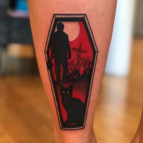 Chase Martines on Instagram: “A lot of fun doing this Pet Sematary coffin for my friend Carly! #31coffins #coffintattoo #stephenking #petsematary #horror #horrortattoo…” Pet Sematary Tattoo, Stephen King Tattoos, Horror Tattoo Ideas, Coffin Tattoo, Horror Movie Tattoos, Stick Tattoo, Movie Tattoos, Wicked Tattoos, King Tattoos