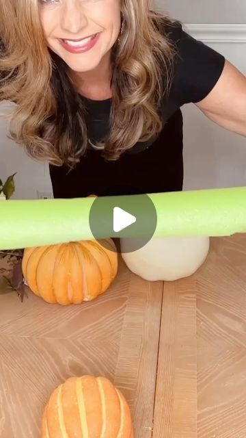 Olivia Parazine on Instagram: "Get creative this fall with a budget-friendly DIY centerpiece using a dollar tree pool noodle for a unique touch to your decor! 🍂🍁 #DIYFallDecor #BudgetFriendlyCrafts #dollartree #dollartreediy" Dollar Tree Thanksgiving Decor, Diy Dollar Tree Fall Decor, Thanksgiving Centerpieces Diy, Fall Floral Centerpieces, Fall Dining Room, Diy Centerpiece, Nifty Crafts, Fall Decor Wreaths, Fall Decor Diy Crafts