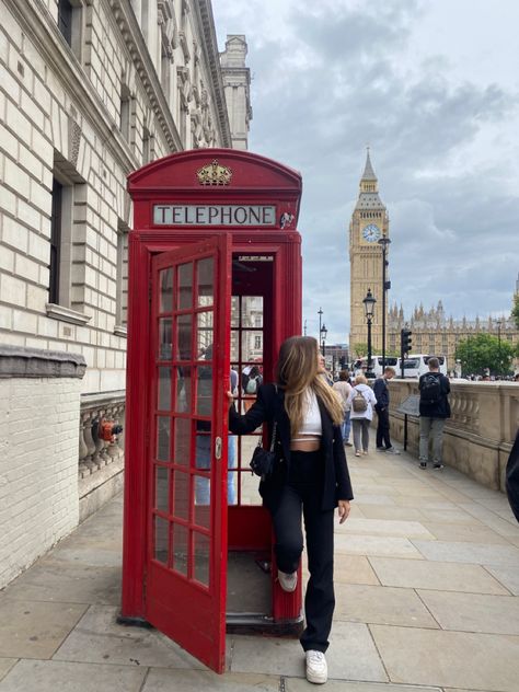 London, phone booth and Big Ben London Telephone Booth Pose, Phone Booth Pictures, London Photo Ops, London Telephone Booth Photography, London Phone Booth Aesthetic, Big Ben Picture Ideas, Photos To Take In London, Photo Ideas In London, London Aesthetic Photo Ideas