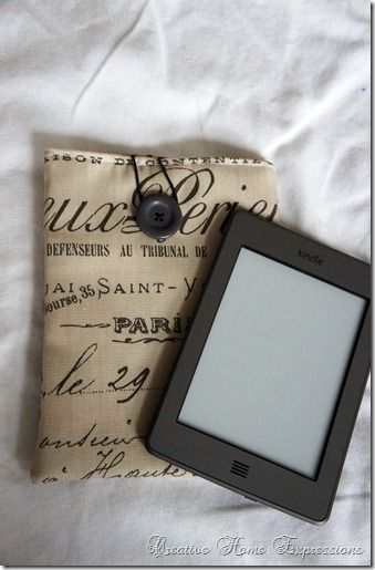 DIY Kindle Cover/Sleeve by Creative Home Expressions Diy Phone Case Ideas, Kindle Pouch, Kindle Cases, Phone Case Ideas, Greg Olsen, Kindle Paperwhite Case, Pouch Diy, Kindle Sleeve, Diy Case