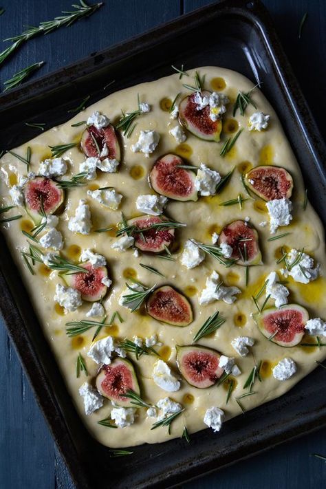 Fig Recipes, My Kitchen, Pretty Food, Aesthetic Food, Food Inspiration, Love Food, Rosemary, Fig, Vegetarian Recipes