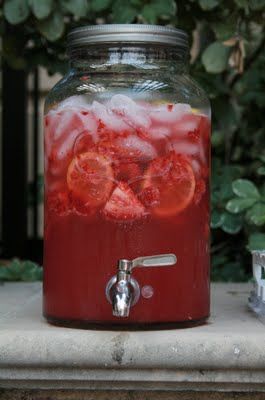 Clean Drinks, Catering Recipes, Jello Shooters, Party Punches, Diner Ideas, Fresh Drink, Lemonade Recipes, Easy Cocktails, Punch Recipes