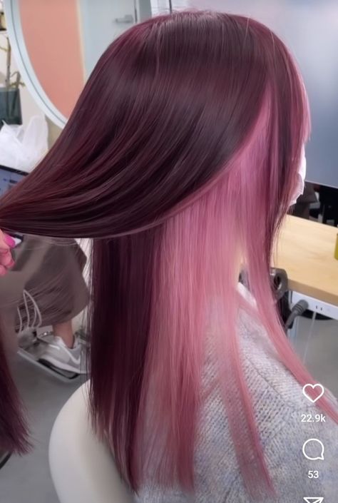 Light Magenta Hair, Red With Pink Hair, Long Dyed Hair Ideas, Styles For Kids Hair, Burgundy And Pink Hair, 70 Hair Styles, Hair Styles Latina, Hair Styles For 50, Pink Peekaboo Hair