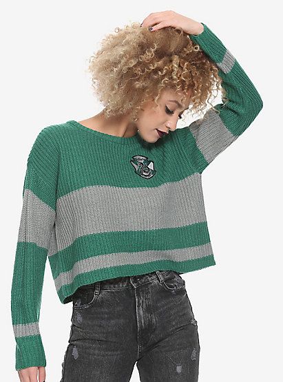 Harry Potter Slytherin Girls Quidditch SweaterHarry Potter Slytherin Girls Quidditch Sweater, GREEN Quidditch Sweater, Slytherin Clothes, Slytherin Outfit, Slytherin Fashion, Slytherin Crest, Stile Harry Potter, Harry Potter Merch, Harry Potter Slytherin, Harry Potter Cosplay