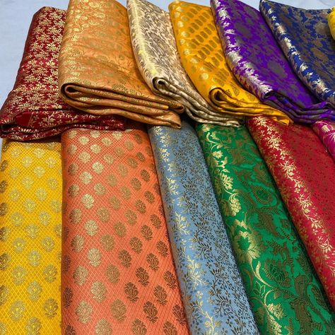 FABRIC Forever on Instagram: “Pure banarasi brocades ₹650/- per meter . . . . For further queries or orders 📩DM or WhatsApp 9891096252📩 ⚠️ No Comments for Queries ⚠️ ⚠️…” Banarsi Suit, Banarasi Brocade Fabric, Fabric Forever, Banarasi Brocade, Half Saree Lehenga, Weave Shop, Saree Lehenga, Singing Group, Brocade Dress