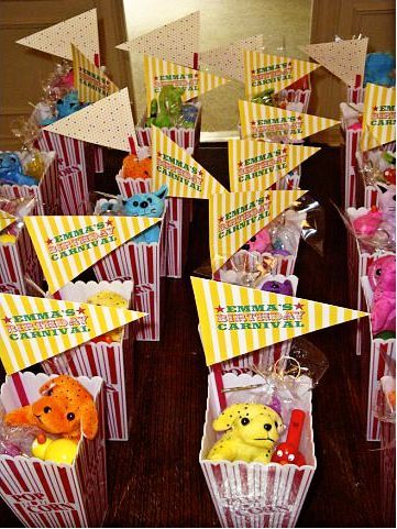 don't use just ordinary invitations!! have your #kids use #invitebandz for this fun-filled #party! #carnival #circus #markedprivate #favors Goody Bag Ideas, Carnival Party Favors, Circus Carnival Party, Kids Carnival, Carnival Themed Party, Circus Birthday Party, Carnival Birthday Parties, Carnival Birthday, Carnival Themes