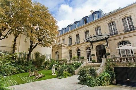 Paris Townhouse, Millionaire Mansion, Trocadero Paris, House In Paris, France Luxury, Luxury Residence, Mansions For Sale, French Property, Paris Paris