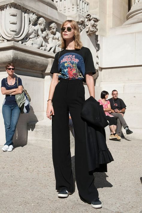 Fashion Milan, Look Grunge, Pastel Outfit, Tomboy Outfits, Looks Black, Zac Posen, Fashion Weeks, Mode Inspo, Tee Outfit