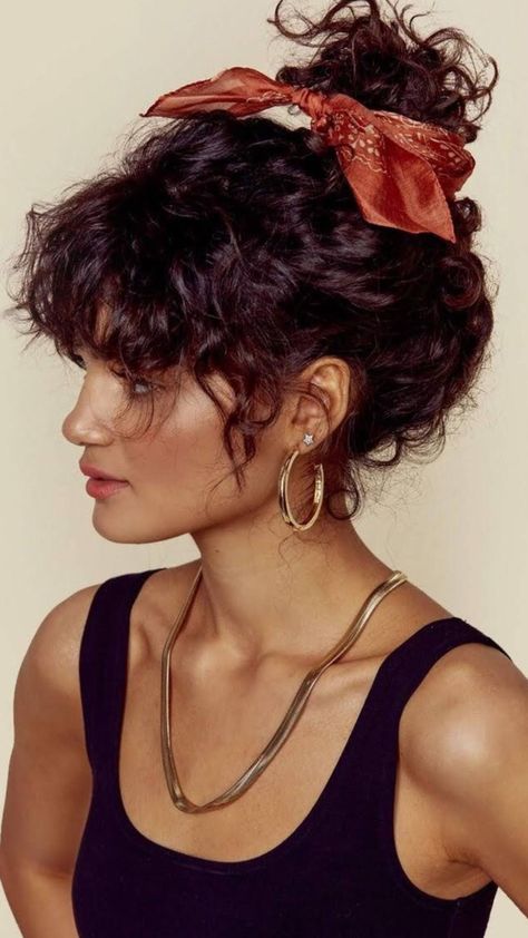 Occasion Hair, Instagram Hairstyles, Cute Curly Hairstyles, Medium Curly Hair Styles, Curly Hair Inspiration, Fringe Hairstyles, Curly Hair With Bangs, Long Bob Hairstyles, Penteado Cabelo Curto