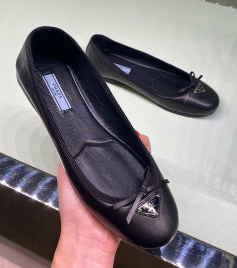 Prada Ballet Flats, Prada Flats, Prada Fashion, Prada Shoes, Ballet Flat, Ceramic Sculpture, Flat Sandals, Ballet Flats, Prada