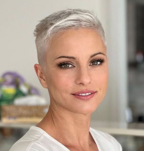 Very Short Grey Hair, Women Over 50 Hairstyles Short, Pixie Gray Hairstyles, Short Womens Haircuts Pixie, Very Short Hair Cuts For Women, Very Short Hairstyle Women, Short Gray Hair Edgy, Grey Pixie Haircut, Gray Short Hair