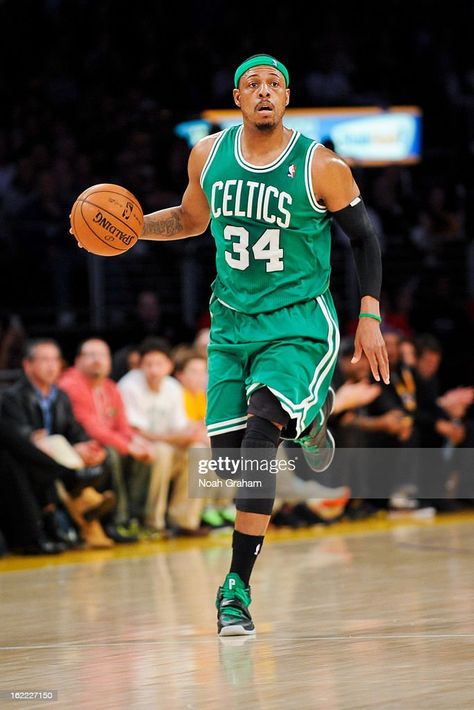 Paul Pierce of the Boston Celtics brings the ball up court against... News Photo - Getty Images Paul Pierce, Staples Center, Boston Celtics, Nba Basketball, Los Angeles Lakers, Image Design, Boston, Sports Jersey, Basketball