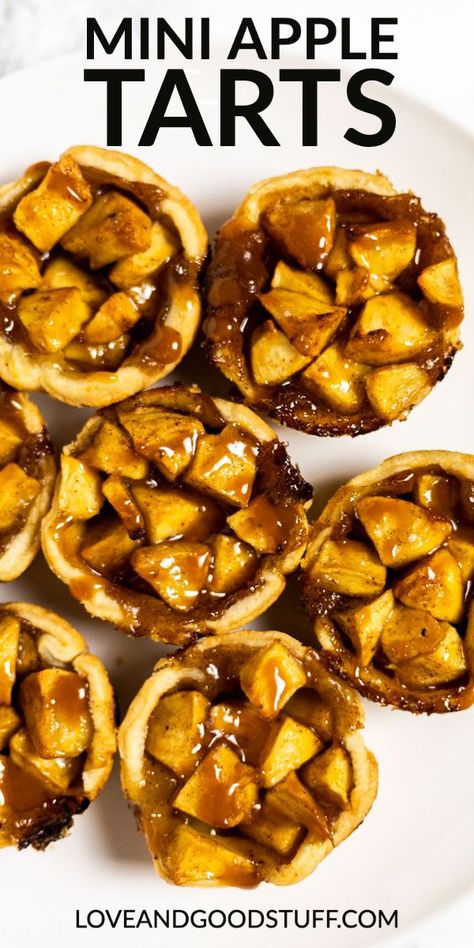 Caramel Apple Tarts, Apple Tart Recipe Easy, Caramel Apple Tartlets, Mini Apple Tarts, Apple Tartlets, Apple Tarts, Mini Caramel Apples, Apple Tart Recipe, Salty Caramel