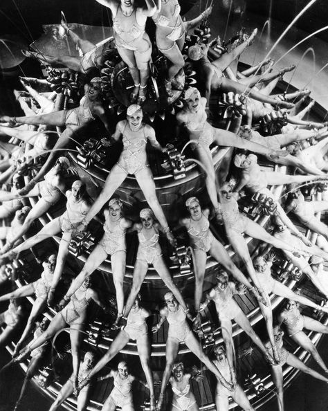 Busby Berkeley, Bacon Art, Ziegfeld Girls, Classic Portraits, Kaleidoscopes, Wow Video, Dance Routines, Lobby Cards, Ryan Gosling