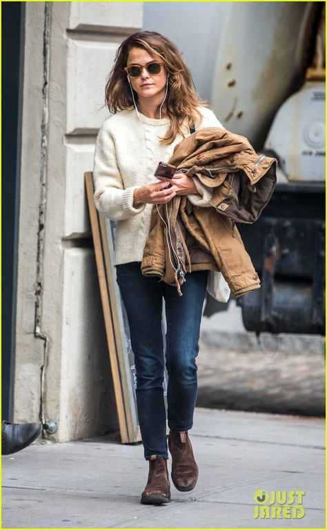 Keri Russell Style, Blundstone Outfit, Keri Russell, Womenswear Fashion, Outfit Look, Looks Style, Mode Inspiration, Mom Style, Fall Winter Outfits