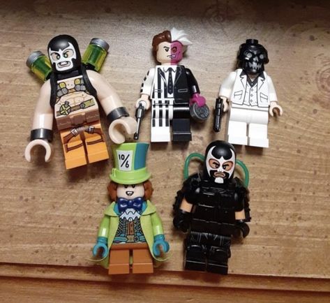 Love In French, Lego Knights, Invincible Comic, Gotham Villains, Custom Minifigures, Chicano Tattoo, Lego Custom Minifigures, Lego Super Heroes, Lego Creative