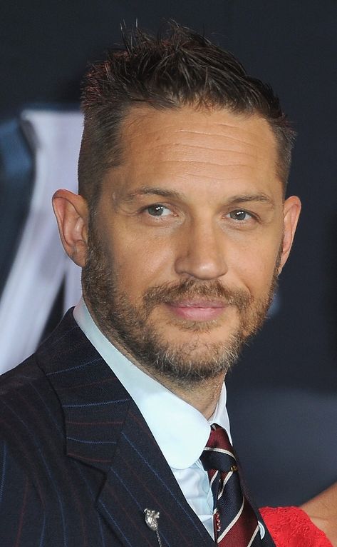 Tom Hardy Wife, Edward Thomas Hardy, Tom Hardy Pictures, Tom Hardy Actor, Tom Hardy Photos, Hard Men, Thomas Hardy, Columbia Pictures, British Actors