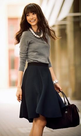 Length appropriate skirts are almost MANDATORY for the workplace! Brought to you by Shoplet UK- everything for your business Áo Blu, Interview Attire, Cute Work Outfits, Frou Frou, Bohol, Stylish Work Outfits, Professional Attire, Business Outfit, A Skirt