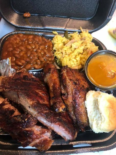 Family Hustle BBQ selling plates tomorrow  Chicken $8 Ribs $10 Chicken & ribs $12 Bbq Soul Food Plates, Food Plates Ideas To Sell, Selling Plates Of Food Ideas, Selling Plates, Meal Train, Chicken Ribs, Fast Food Drinks, Bbq Plates, Amazing Meals