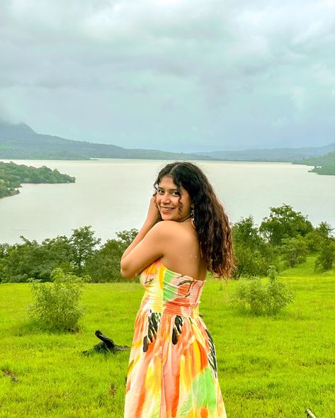 मैं “इश्क” लिखूं, तुझे हो जाये *.🧚🏼‍♀️𓍢ִ໋🌷͙֒🧺.*’✨ dress @studioerst 🍊 #punevalleys #valleygirl #picturesque #summeroutfits #summerootd #monsoonphotography #monsoonseason #punemonsoon #ishqlostandfound #curlyhair #curlyhairedgoals [ picnic date , halter neck dress , curly hair , outfit ideas , date ideas , Pune creators , ootd , outfit goals , ootd for summer , monsoon season , monsoon picnic ] Ootd For Summer, Outfit Ideas Date, Monsoon Season, Picnic Date, Halter Neck Dress, Valley Girls, Ootd Summer, Date Ideas, Halterneck Dress