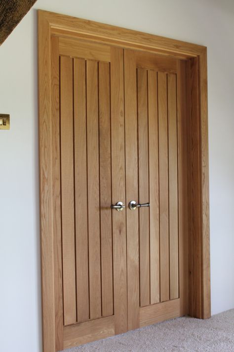 Mexicano Oak Door, Double Doors Mexicana, Solid Oak Mexicano Door.  http://www.ukoakdoors.co.uk/mexicano-contemporary-solid-oak-door_p23637772.htm Internal Double Doors, Wooden Double Doors, Main Entrance Door Design, Front Door Design Wood, Double Doors Interior, Exterior Doors With Glass, Wooden Front Door Design, Wooden Main Door Design, Home Door Design