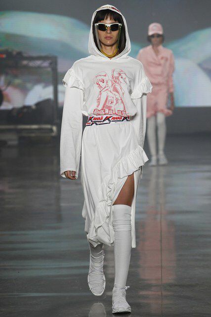 VFiles, Look #18 American Theme, Oversize T Shirt, Idea Design, Athleisure Fashion, Fashion Board, 가을 패션, Spring 2017, Olympic Games, Fashion Details