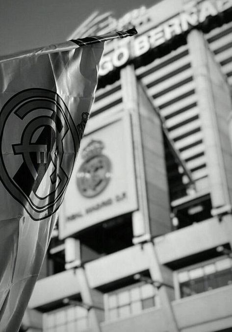 Rail Madrid, Real Madrid Flag, Madrid Flag, Ronaldo Madrid, Real Madrid Pictures, Madrid Aesthetic, Real Madrid Photos, Chelsea Wallpapers, Real Madrid Team