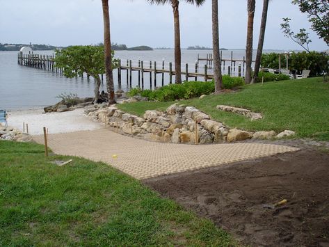 Boat Ramps Ideas, Boat Ramp Ideas Lake Houses, Lakeshore Landscaping Ideas, Lake House Backyard, Permeable Driveway, Dock Ideas, Lake Landscaping, Grass Pavers, Lake Dock