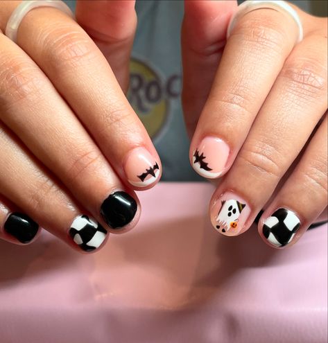 Short and Spooky 👻🤎🎃 This is a cute builder gel manicure to protect and help my clients natural nails + tier 3 art Book your Halloween sets! Builder Gel Nails, Builder Gel, Gel Manicure, Art Book, Natural Nails, Nail Inspo, You Nailed It, Gel Nails, Book Art