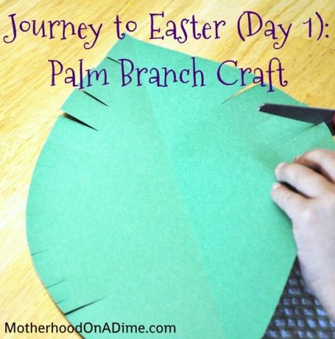 Palm Branch Craft, Christ Centered Easter Crafts, Palm Sunday Activities, Preschool Easter, Palm Sunday Crafts, Christ Centered Easter, Easter Sunday School, Sunday Activities, Easter Crafts Preschool