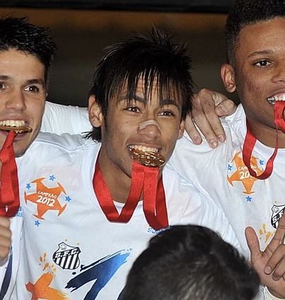 he’s so young in this photo 😭😭 #neymar Neymar Heart, Young Neymar Jr, Neymar 2012, Neymar 2015, Young Neymar, Neymar Pfp, Neymar Jr 2014, Jr Neymar, Neymar Pic