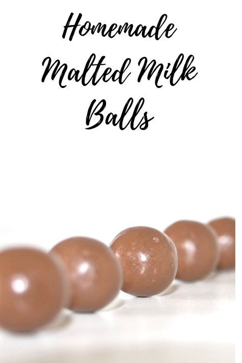 Homemade Malted Milk Balls are a fun and easy candy to make. Make your own Valentine's Day or Christmas Candy or just a sweet treat for friends. Delicious Homemade Malted Milk Balls Homemade Malted Milk Balls #homemademaltedmilkballs #maltedmilkballsrecipe #homemadecandy #maltedmilkballscandyrecipe Malted Milk Balls Recipe, Milk Balls, Home Made Candy, Homemade Candy Bars, Malted Milk Balls, Easy Candy Recipes, Easy Candy, Chocolate Candy Recipes, Chocolate Balls