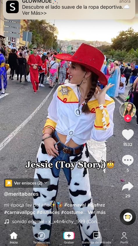 Jesse Costume, Jessie Cosplay, Halloween Last Minute, Cute Couple Halloween, Cute Couple Halloween Costumes, Costumes For Halloween, Halloween Costume Outfits, Style Korea, Birthday Inspo