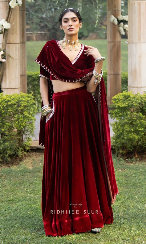 Velvet Lehangas, Velvet Lehenga Designs, Red Velvet Lehenga, Design Lehenga, Rajputi Dress, Long Frock Designs, Velvet Lehenga, Indian Skirt, Red Shawl