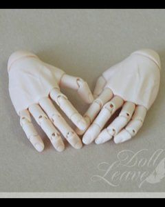 Doll Joints Tattoo Hand, Bjd Eyes, Bjd Wig, Project Theme, Bjd Clothes, Soul Ties, Ball Jointed Doll, Living Dolls, Jointed Dolls