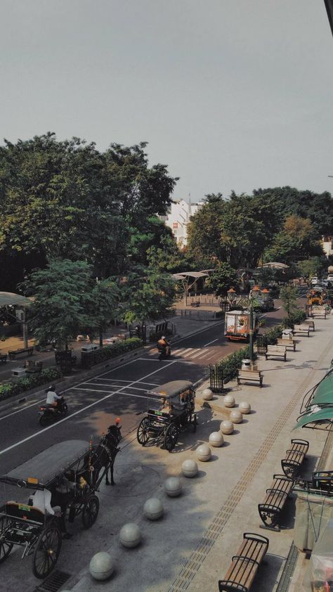 jogja Jogja Aesthetic Malioboro, Yogyakarta Aesthetic, Quote Backgrounds, Sky Aesthetic, Abstract Wallpaper, Instagram Inspiration, Aesthetic Photo, Aesthetic Photography, Breathtaking Views