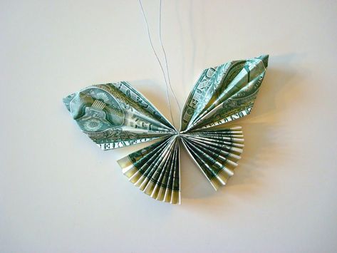 9 Beautiful Dollar Bill Origami DIY Tutorials Money Butterfly, Make Butterflies, Fold Dollar Bill, Butterfly Gift Ideas, Valentines Origami, Money Lei Diy, Easy Origami Flower, Origami Money, How To Make Butterfly