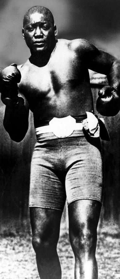 Jack Johnson Bareknuckle Boxing, Vintage Boxer Photography, Jack Johnson Boxer, Bernard Hopkins Boxer, American Boxer, Famous Boxing Photos, Sumo Wrestler, Heavyweight Boxing, Muhammed Ali