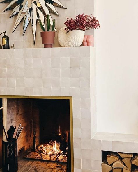 White Zellige Tile Fireplace, Penny Tile Fireplace Hearth, 1970 Fireplace, Chimney Tile Ideas, Zellige Tile Fireplace Surround, 70s Fireplace Makeover, White Tiled Fireplace, Zellige Tile Fireplace, Zellige Fireplace