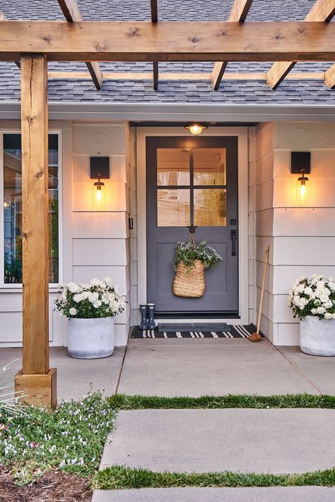 Pergola Front Porch, Entry Pergola, Farmhouse Curb Appeal, Deck Pergolas, Pergola Patio Ideas Diy, Pallet Sheds, Entryway Remodel, Mudroom Designs, Modern Shutters